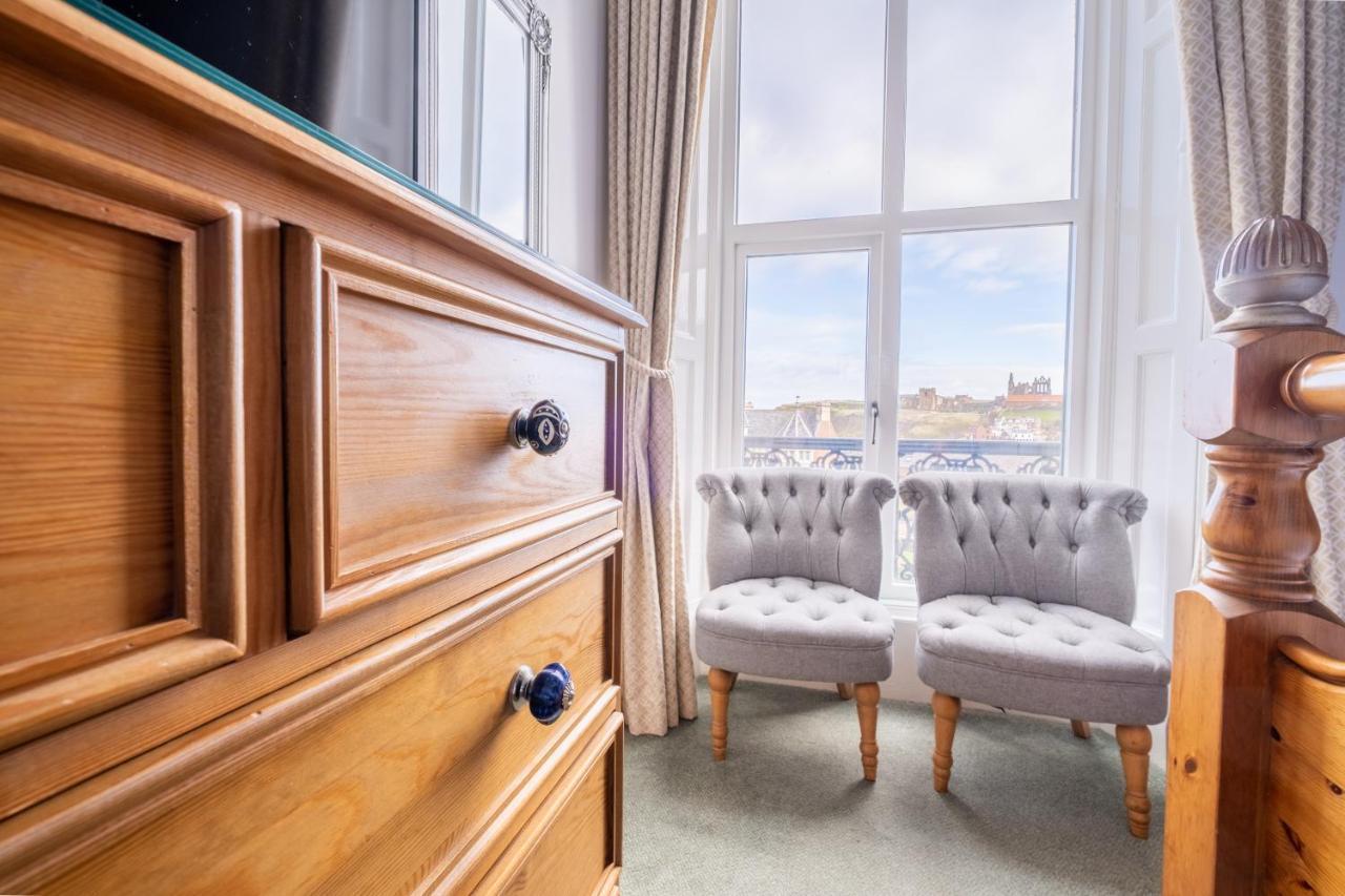 Number 7 Guest House Whitby Exteriör bild